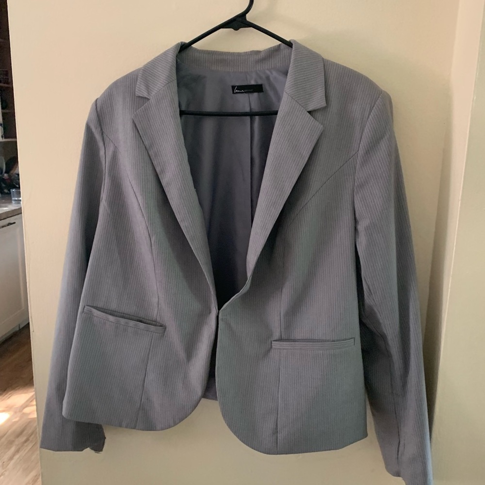 Plus women’s work suit, blazer AND pants